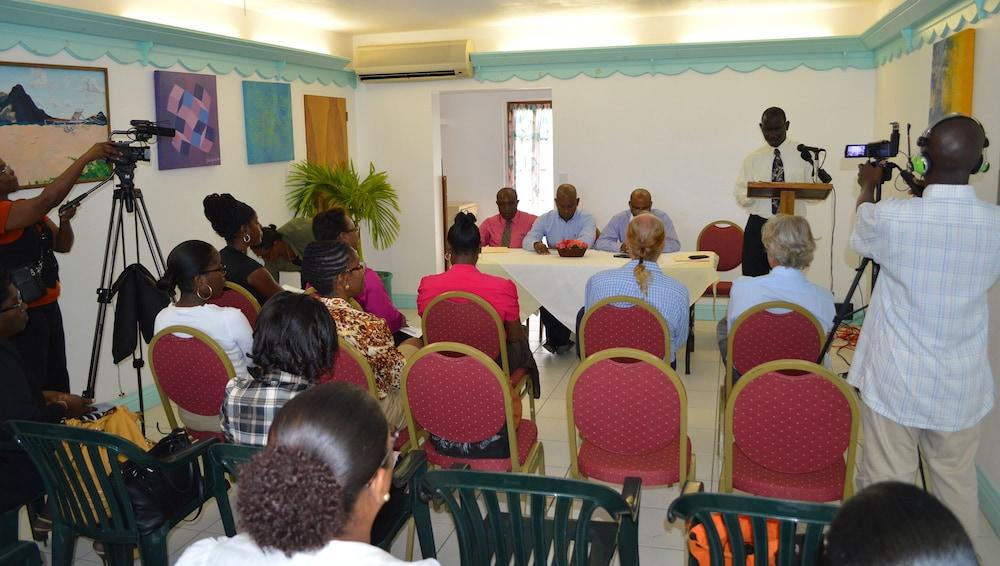 Oualie Beach Resort Nevis Bagian luar foto