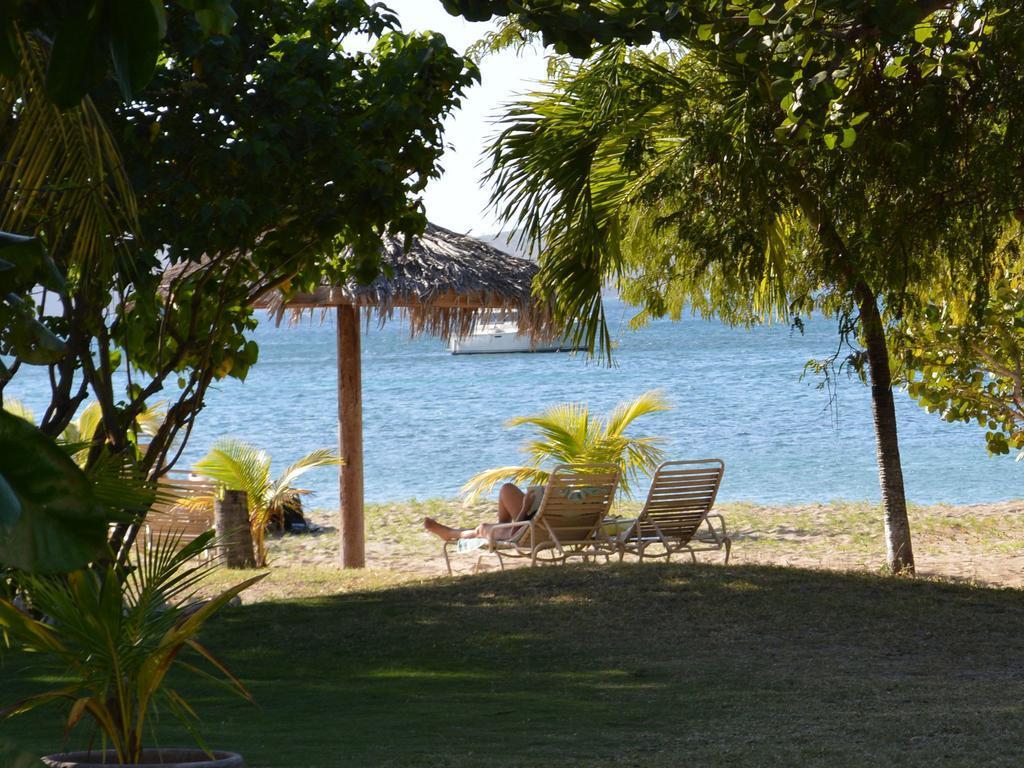 Oualie Beach Resort Nevis Bagian luar foto